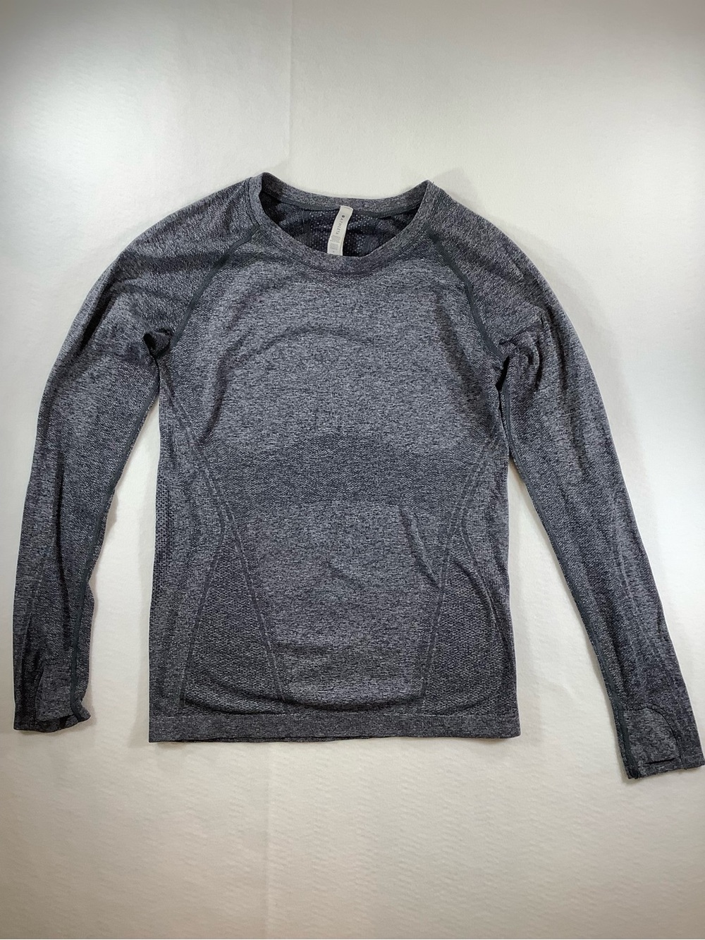 Athleta Heather Gray Long Sleeve Performance Tee